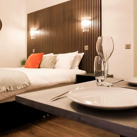 Lovely Flat On Bath Road - Flat 5 Apartmán