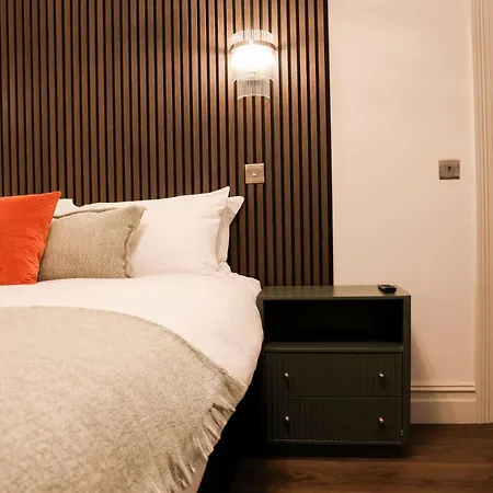 Apartmán Lovely Flat On Bath Road - Flat 5