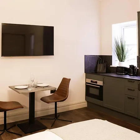 Lovely Flat On Bath Road - Flat 5 Apartmán Bristol